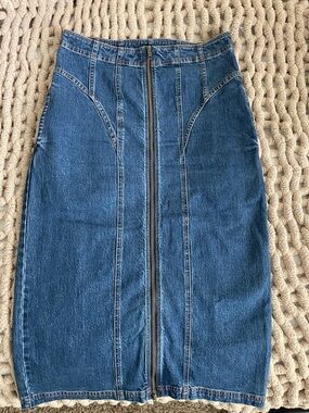Pilcro Denim Skirt with Front Zip